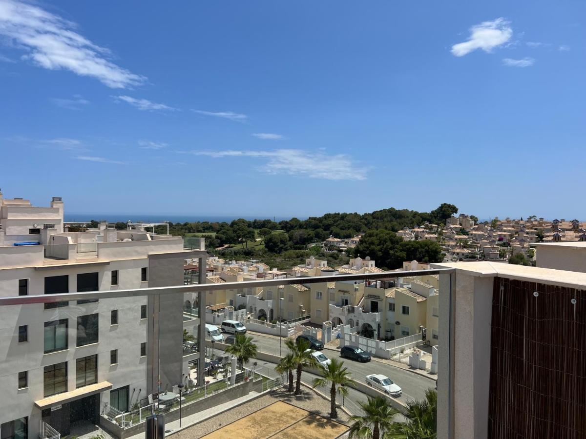 Luxurious Flat & Private Rooftop In Villamartin Orihuela Costa Dehesa de Campoamor  المظهر الخارجي الصورة