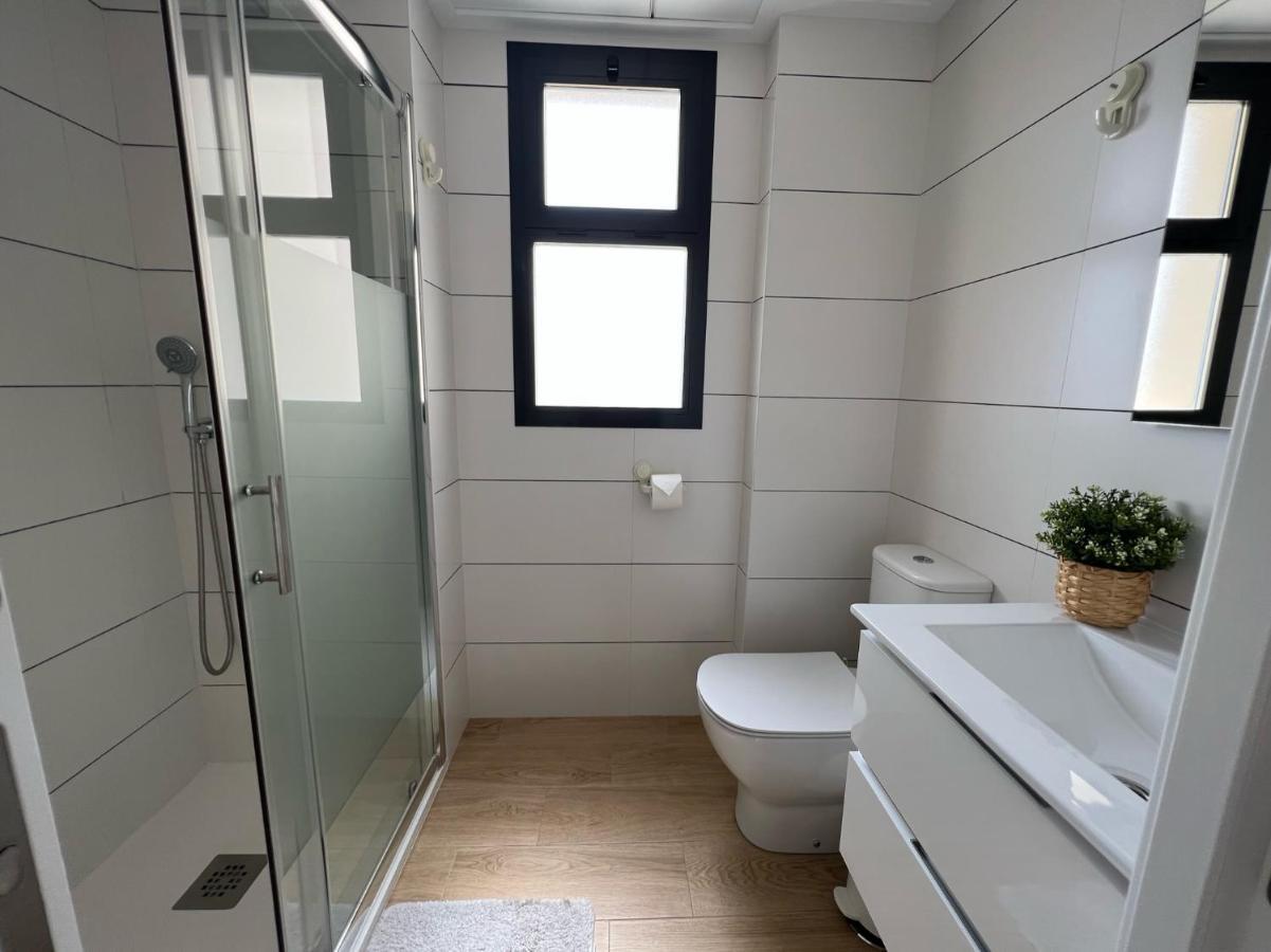 Luxurious Flat & Private Rooftop In Villamartin Orihuela Costa Dehesa de Campoamor  المظهر الخارجي الصورة